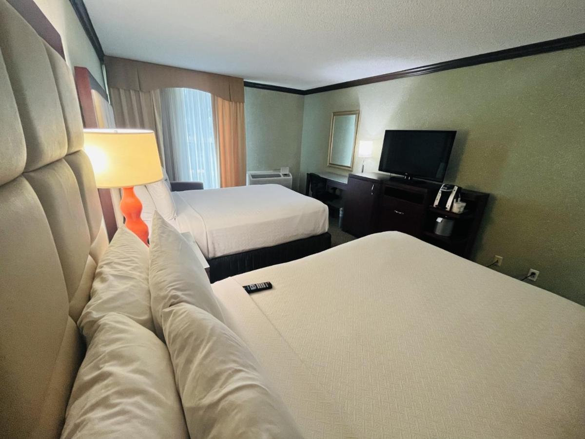 Wingate Near Nrg Park/medical Center Hotel 3*